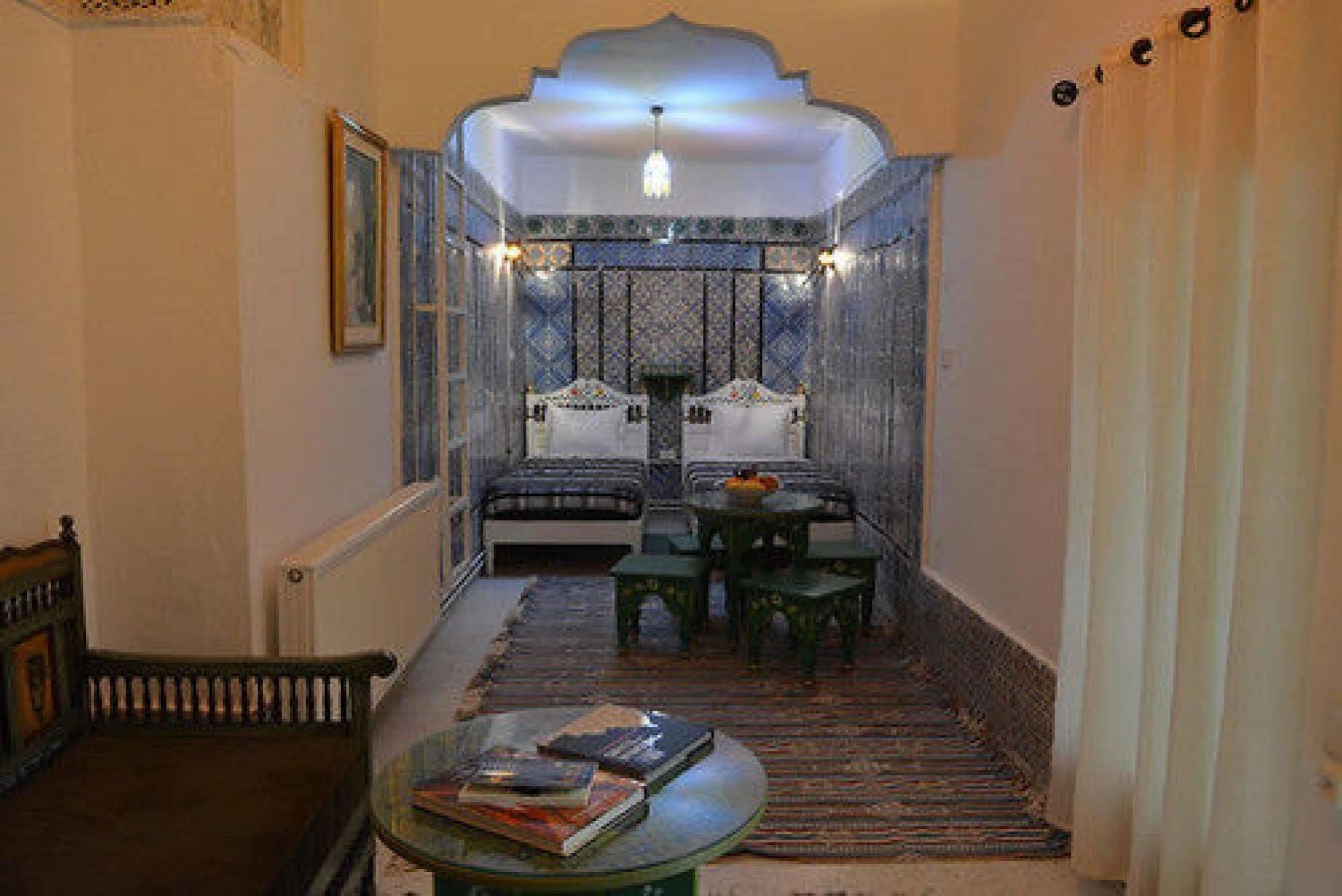 Dar Ya Bed and Breakfast Tunis Exteriör bild