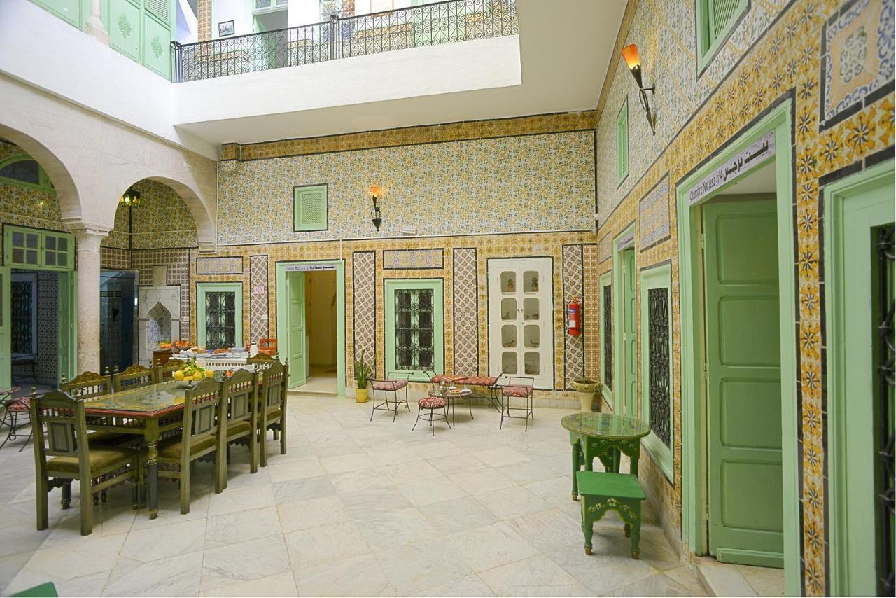 Dar Ya Bed and Breakfast Tunis Exteriör bild